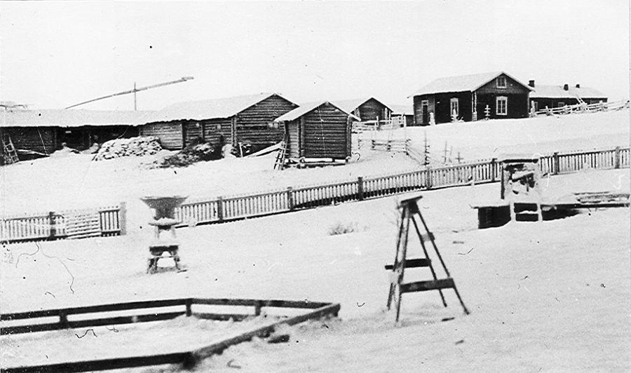 Lainio 07 F.jpg - Iska Pudas (Ejdeholm) gård 1930.